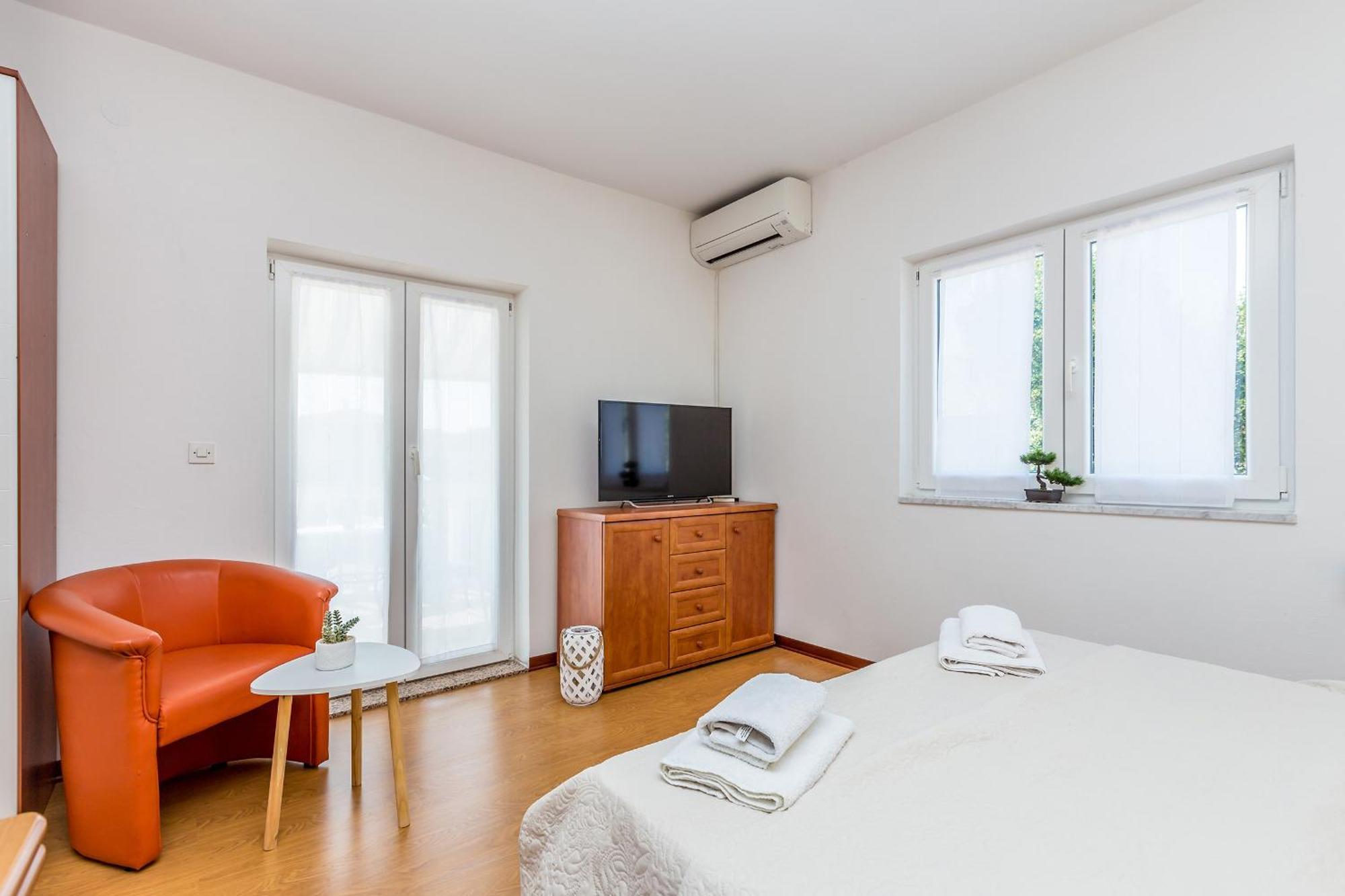 Guest House Antonella Malinska Habitación foto